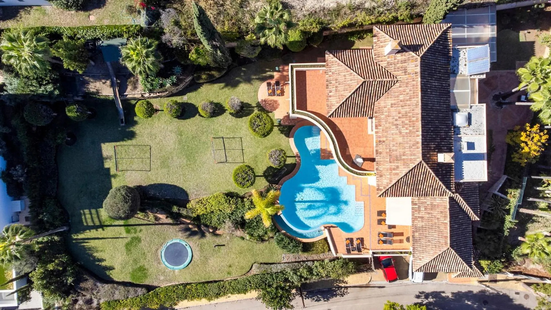 Luxury Villa Robledal By Mabiente - Views Of The Sea And The Golf Course Marbella 0*,  Spain