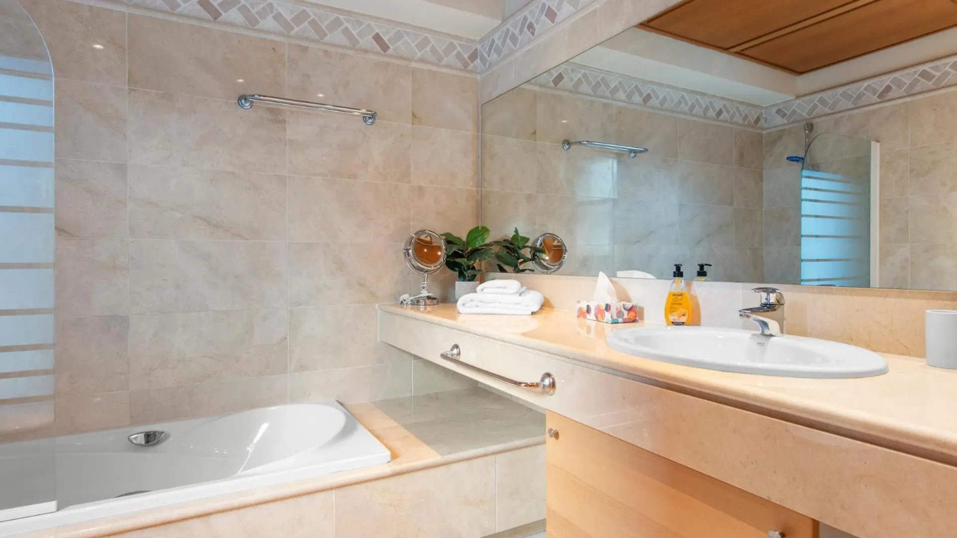 Luxury Villa Robledal By Mabiente - Views Of The Sea And The Golf Course Marbella