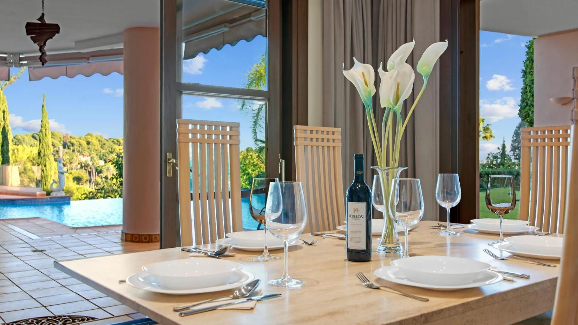 Luxury Villa Robledal By Mabiente - Views Of The Sea And The Golf Course Marbella Spain